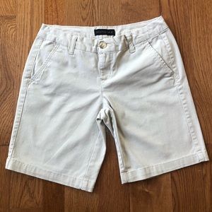 🔥🔥 Aeropostal Light Cream Shorts 🔥🔥 Like New